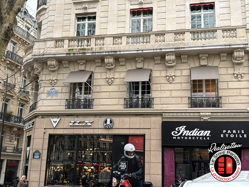 Stores à projection de boutique à Paris - Le Store Parisien